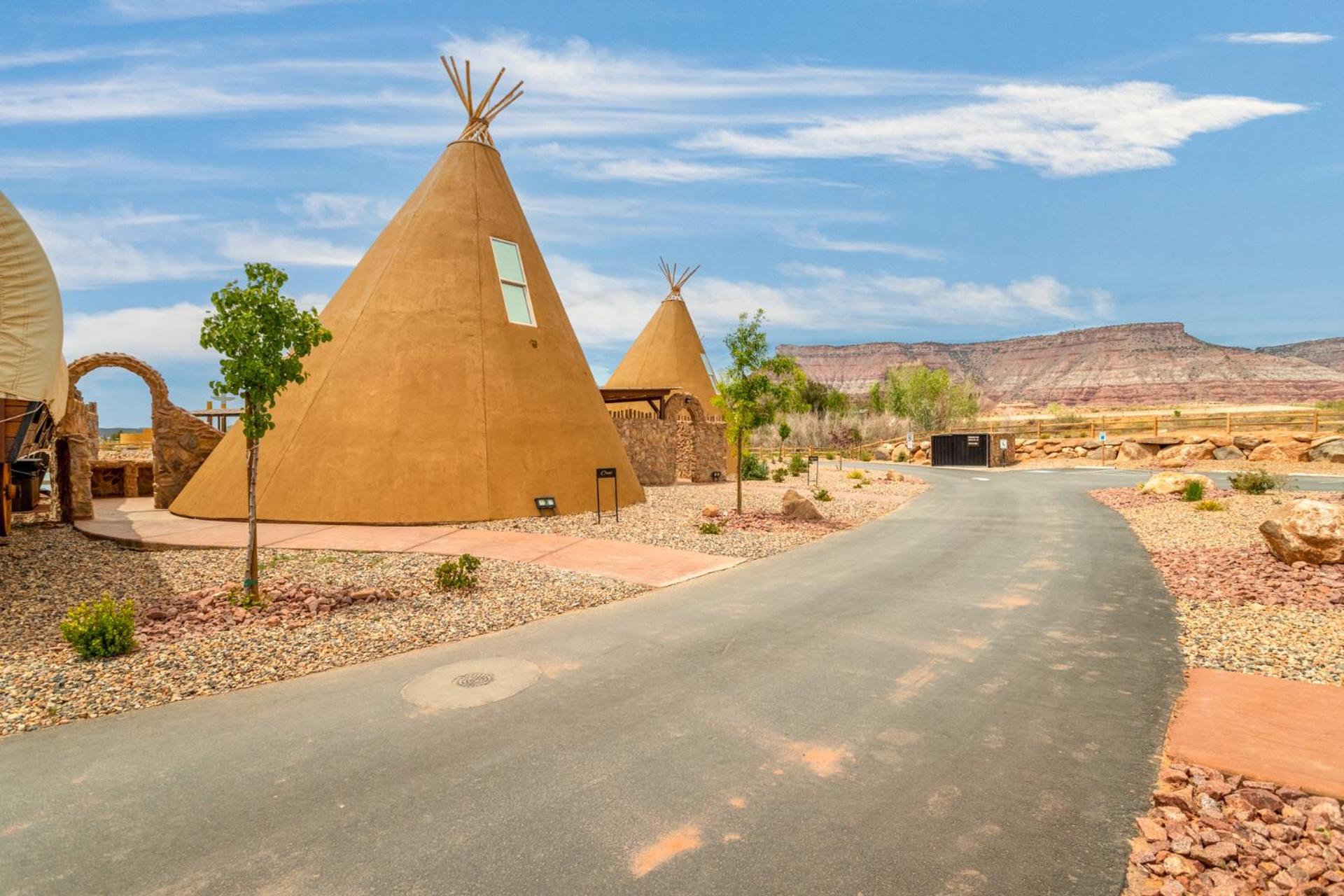 Zion White Bison Glamping & Rv Resort Virgin Kültér fotó